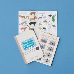 Animal puzzle planet